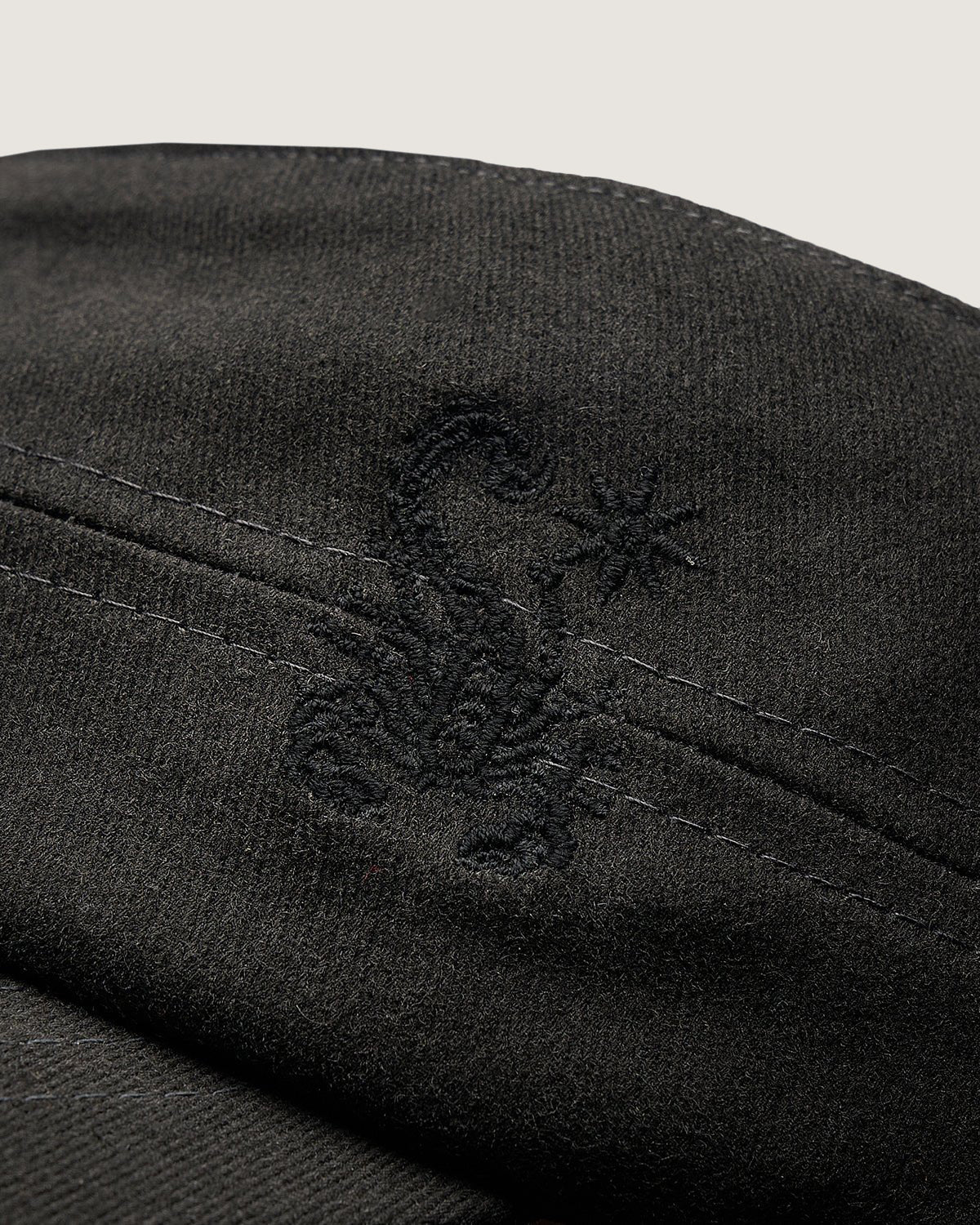 Cappello army con ricamo "Iron" - Image 4