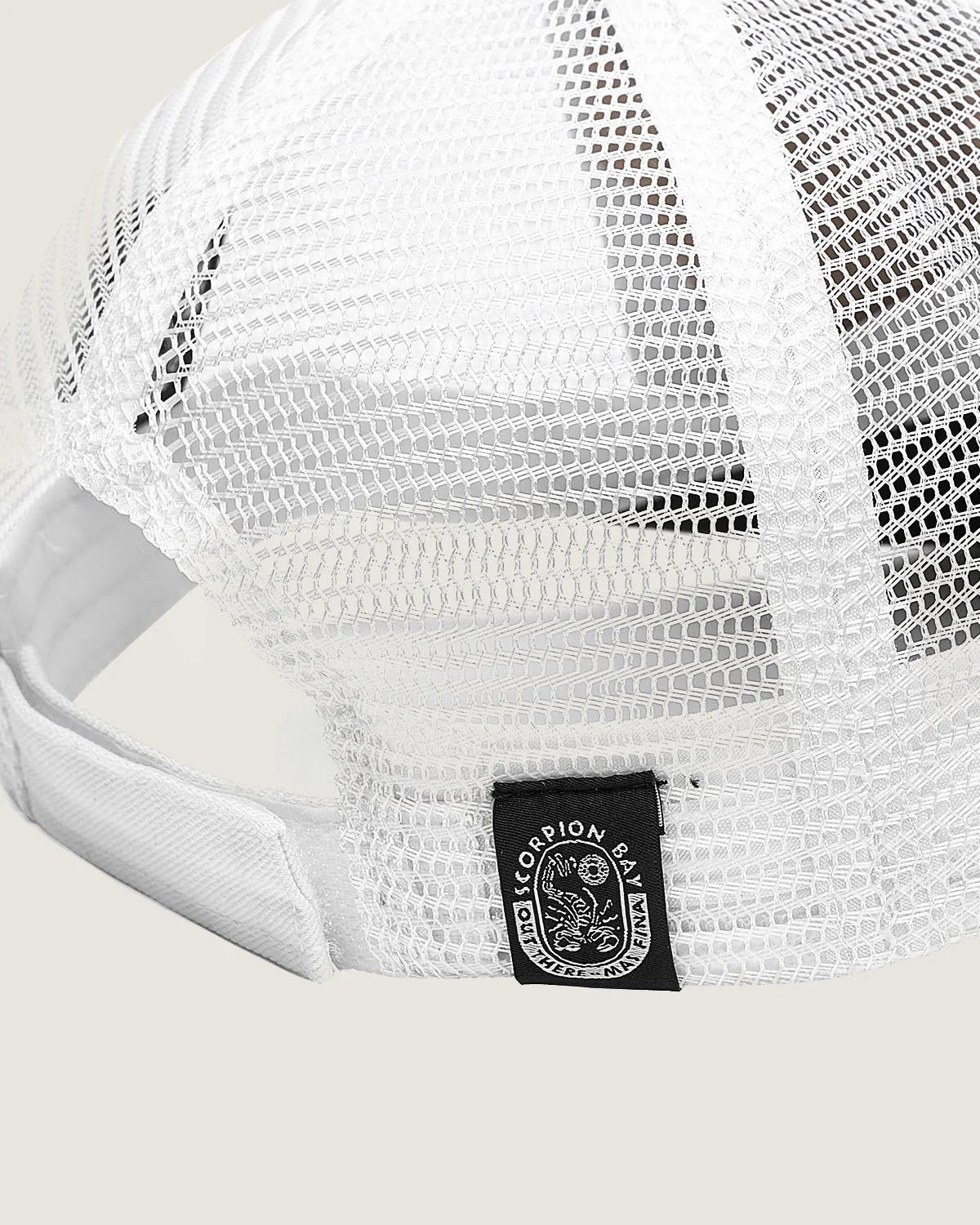 Cappello trucker con patch "Army Skull" - Image 3