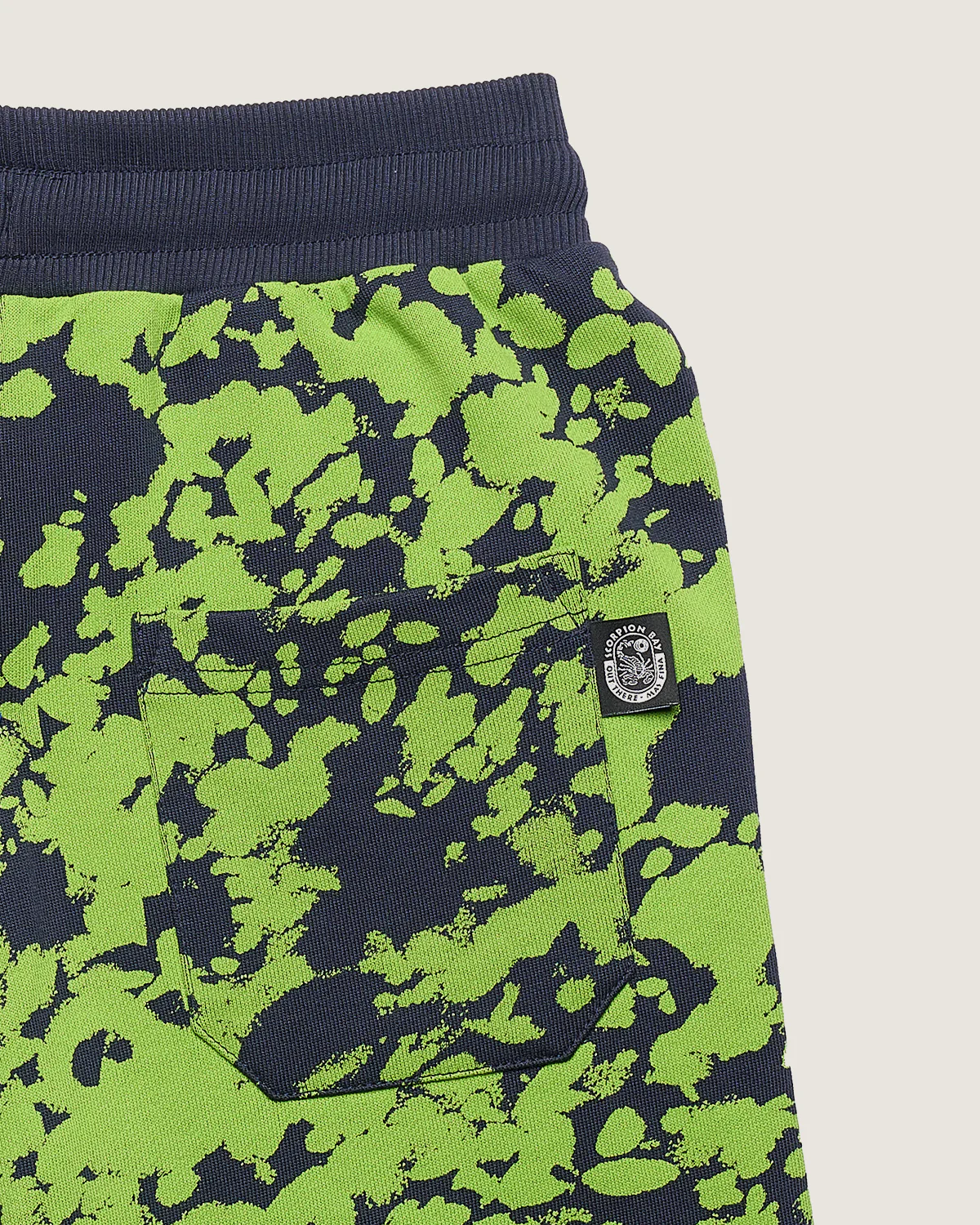 Bambino | Bermuda In Felpa "Scorpion Spray" Color Blu - Image 3