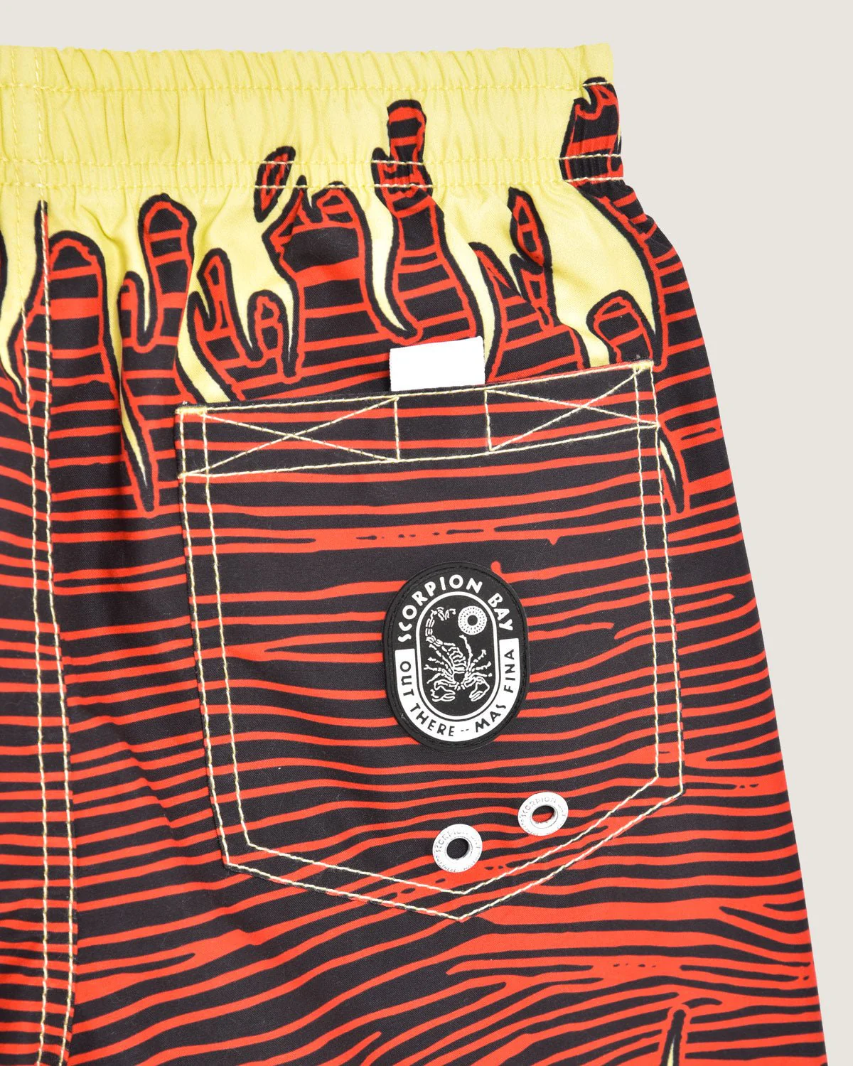 Bambino | Costume Jam Con Stampa All-Over "Flaming Surfing Skull" - Image 4