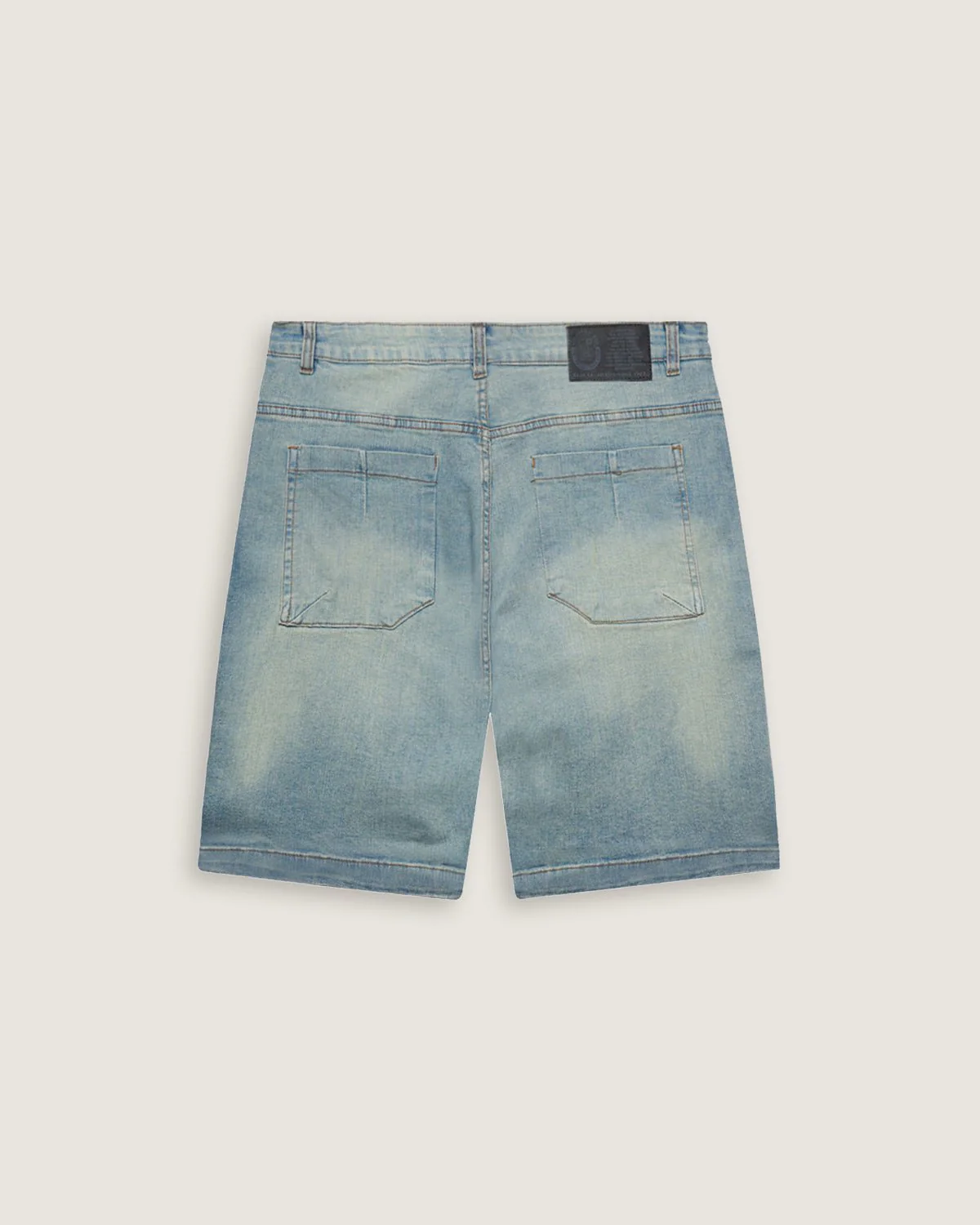 Bermuda in denim con rotture uomo - Image 2