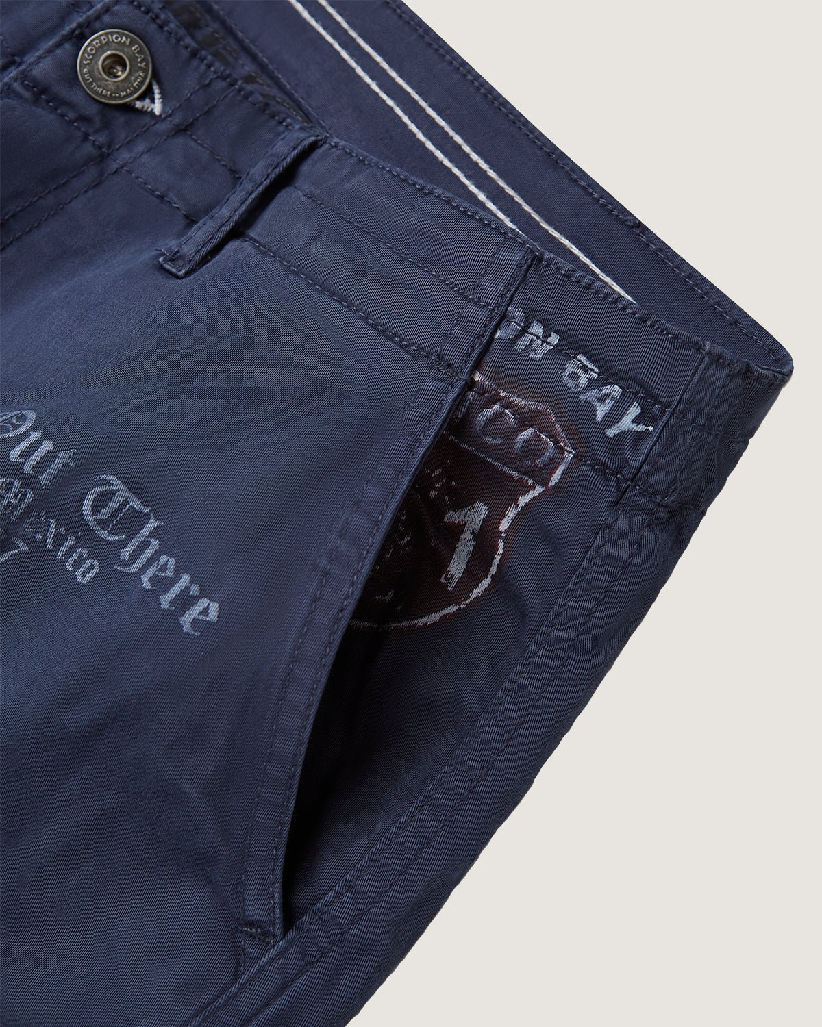 Bermuda cargo multitasca "Tattoo All Over" uomo - Image 5