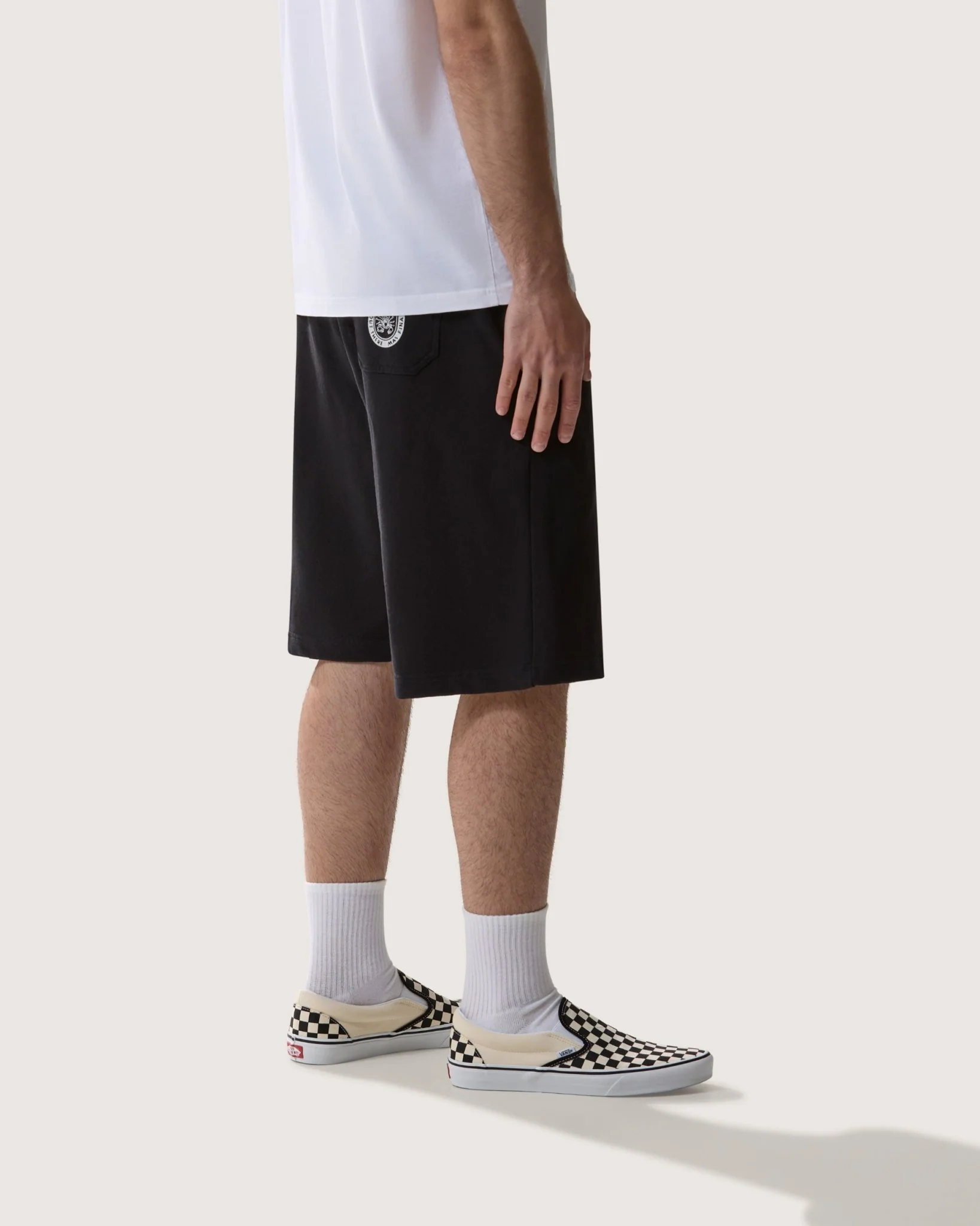 Bermuda in felpa "Gothic Lettering" uomo - Image 4