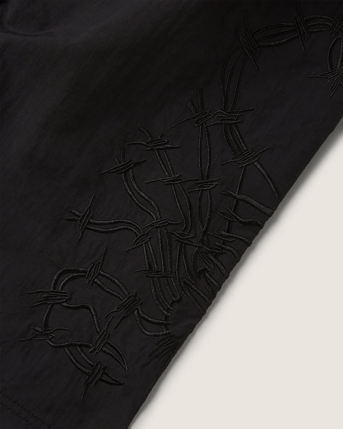 Costume jam con ricami e stampa water sensitive "Scorpion Symbols" uomo - Image 6
