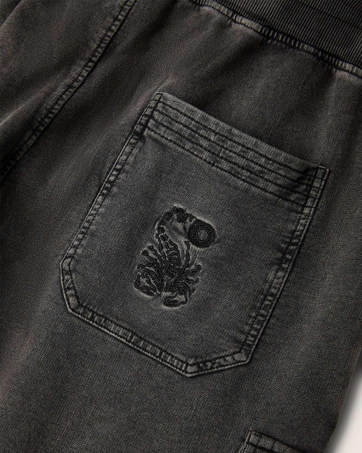 Pantaloni jogger cargo in felpa uomo - Image 5