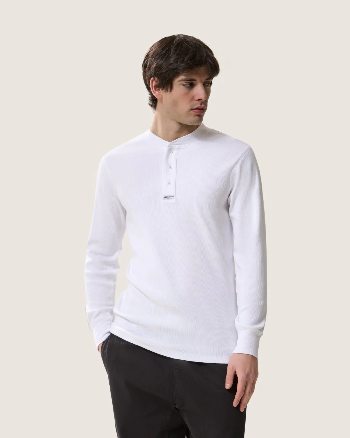 T-shirt serafino "Essential" a maniche lunghe uomo - Image 2